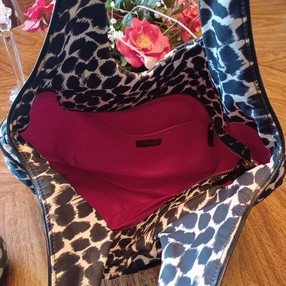 Kate Spade Giraffe Print Tate Lindenwood Nylon Tote Bag - Picture 5 of 10